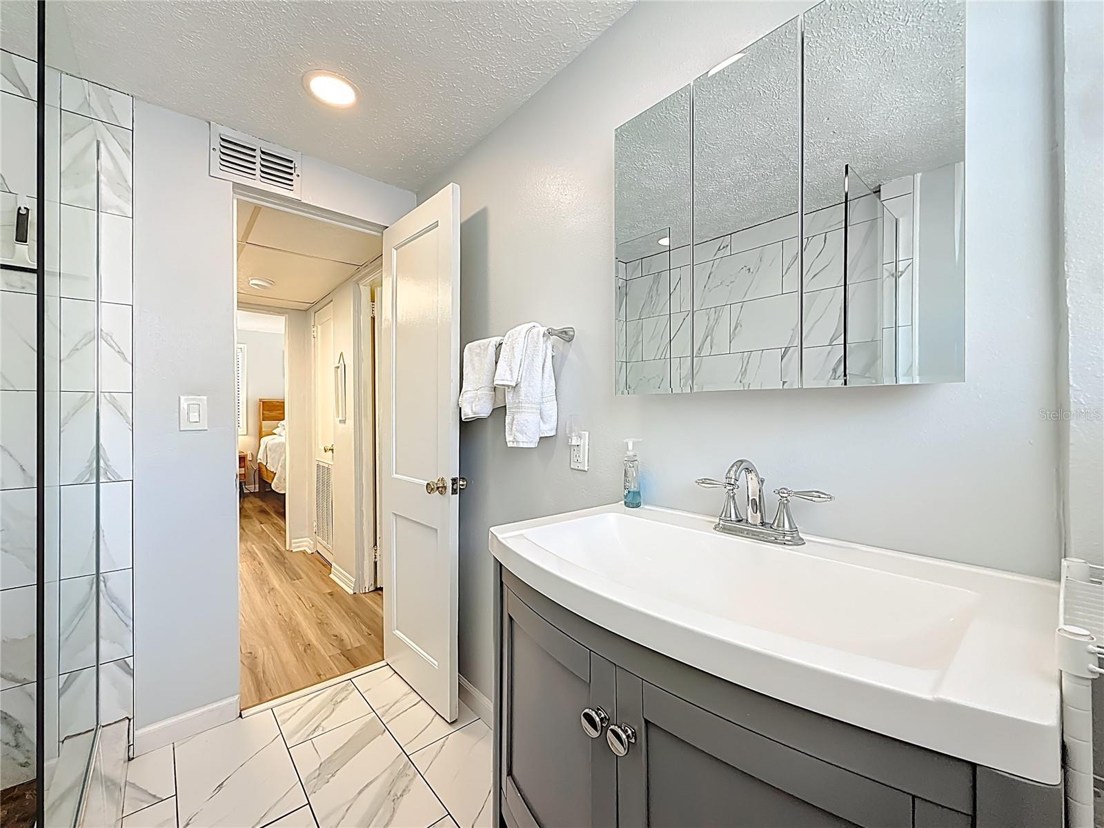 FRIENDLY NATIVE BEACH RESORT - Residential