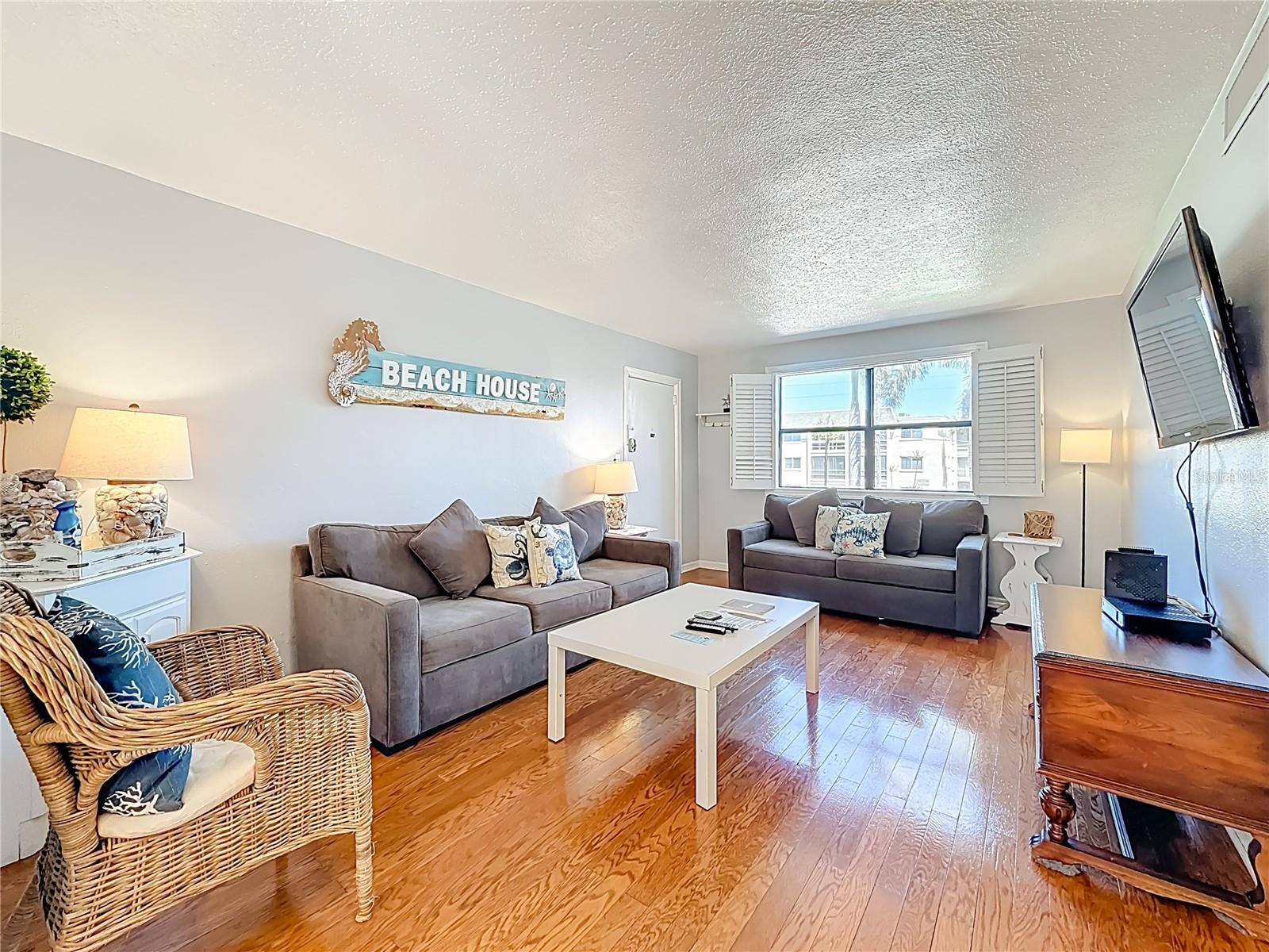 FRIENDLY NATIVE BEACH RESORT - Residential