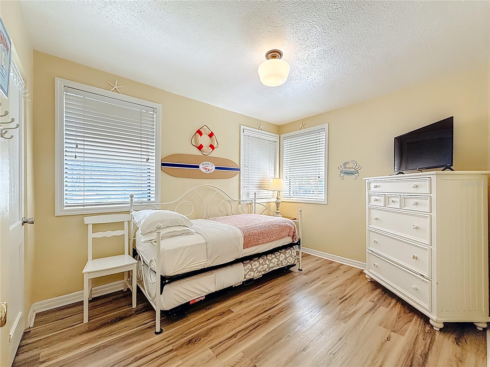 FRIENDLY NATIVE BEACH RESORT - Residential