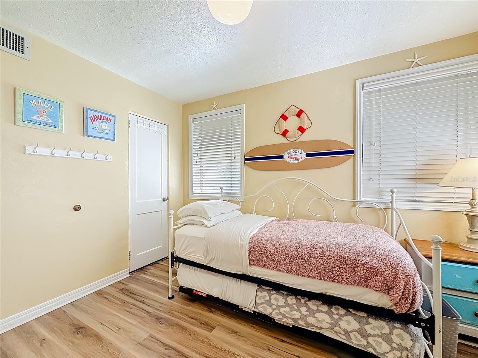 FRIENDLY NATIVE BEACH RESORT - Residential