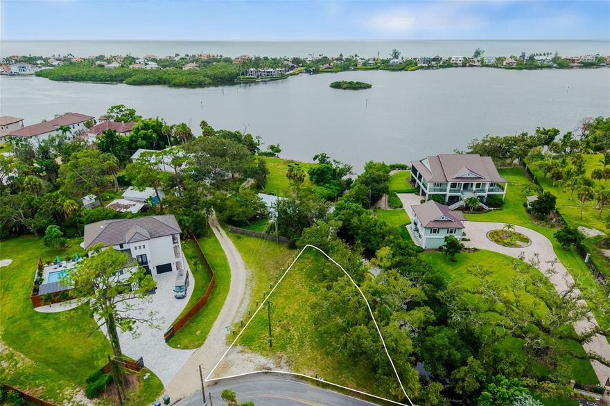 Buildable Waterfront lot with NO fixed bridges out to the intercoastal waters of Blackburn Bay. Surrounded by multi million dollar homes! Boat ramp located on the property. The prime location offers easy access to both Sarasota and Venice, granting you the opportunity to experience the best of Southwest Florida's beaches. Whether you prefer the pristine shores of Venice or Nokomis, or the world-renowned Siesta Key Beach, all are within a short drive.