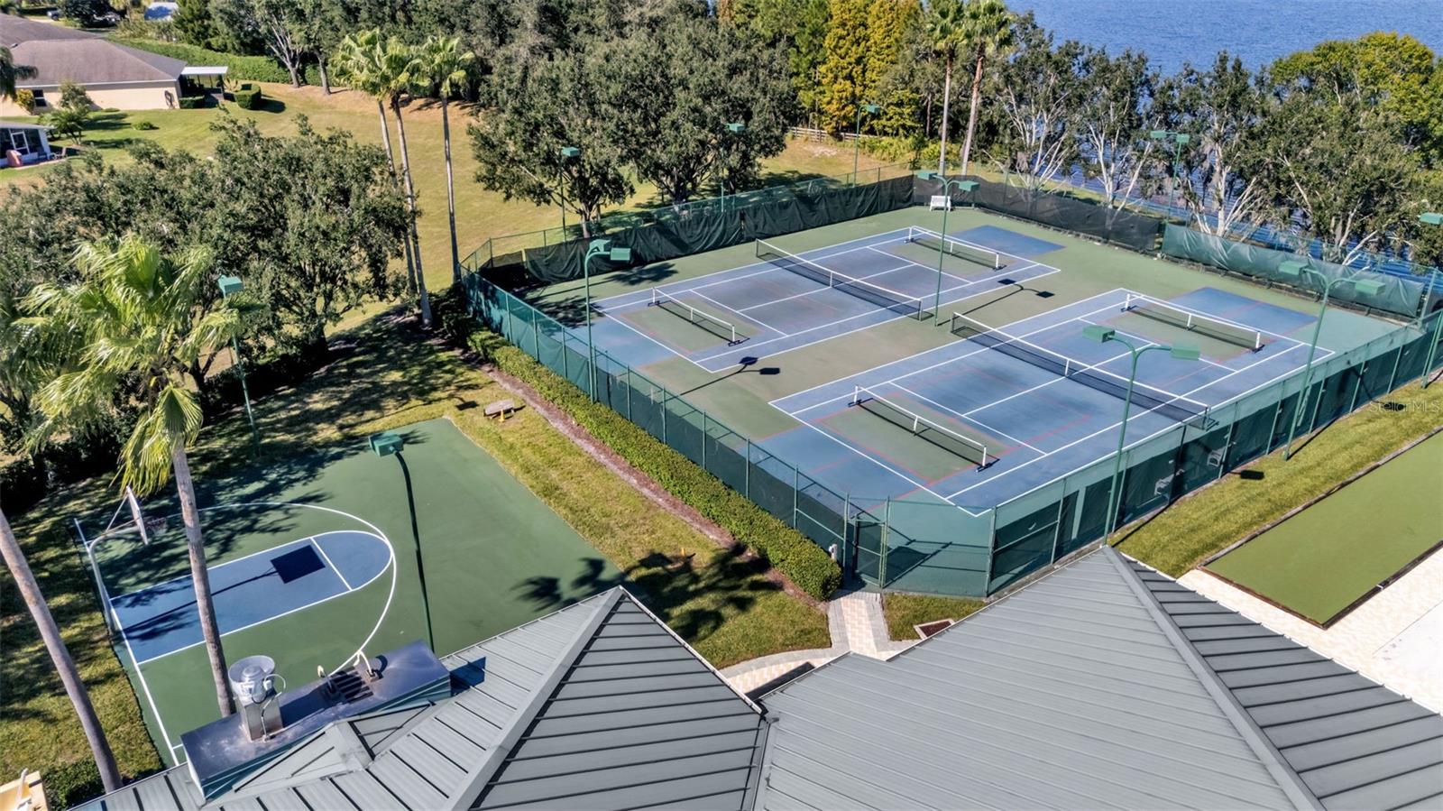 TRADITIONS PH 01 - Residential