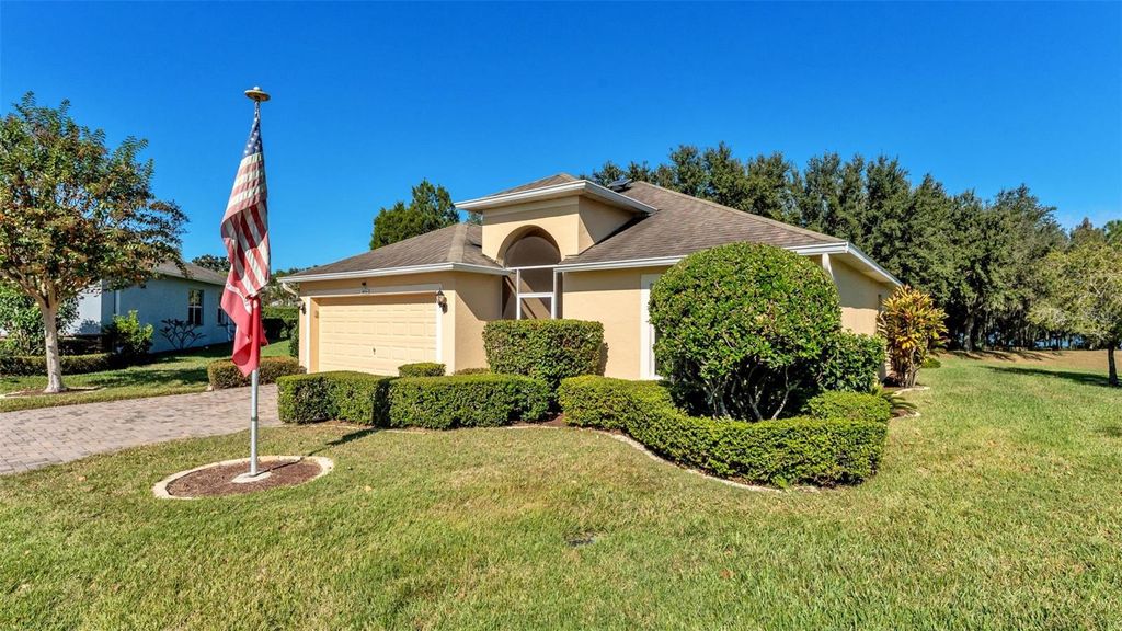 Photo of 4016 Carteret Drive, Winter Haven, FL 33884 (MLS # L4957096)