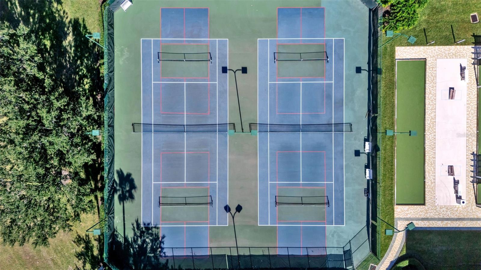 TRADITIONS PH 01 - Residential