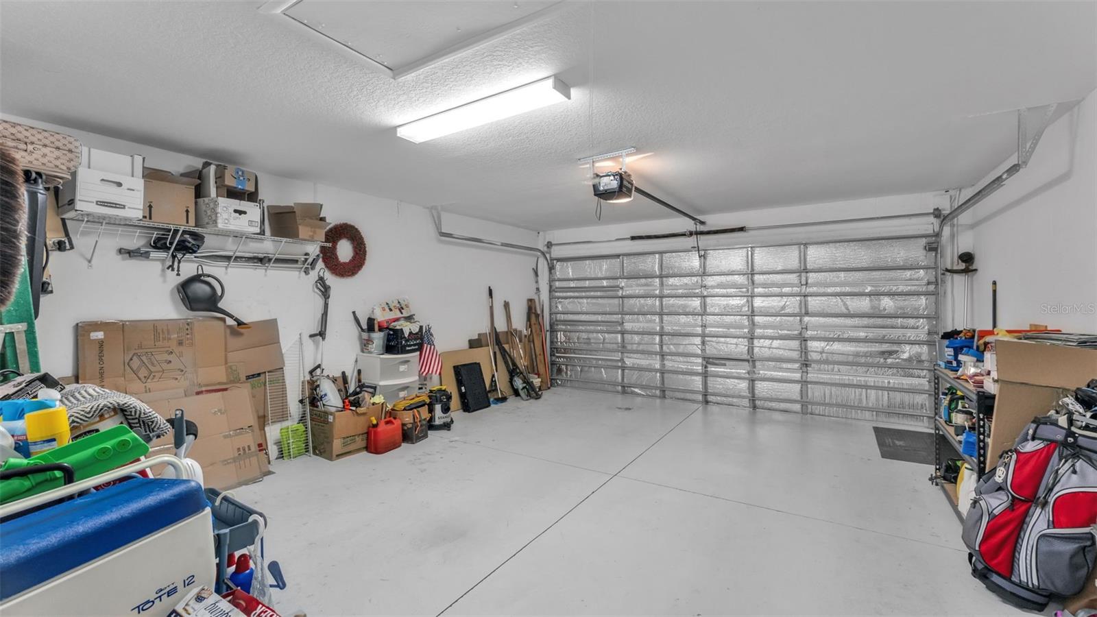 TRADITIONS PH 01 - Residential