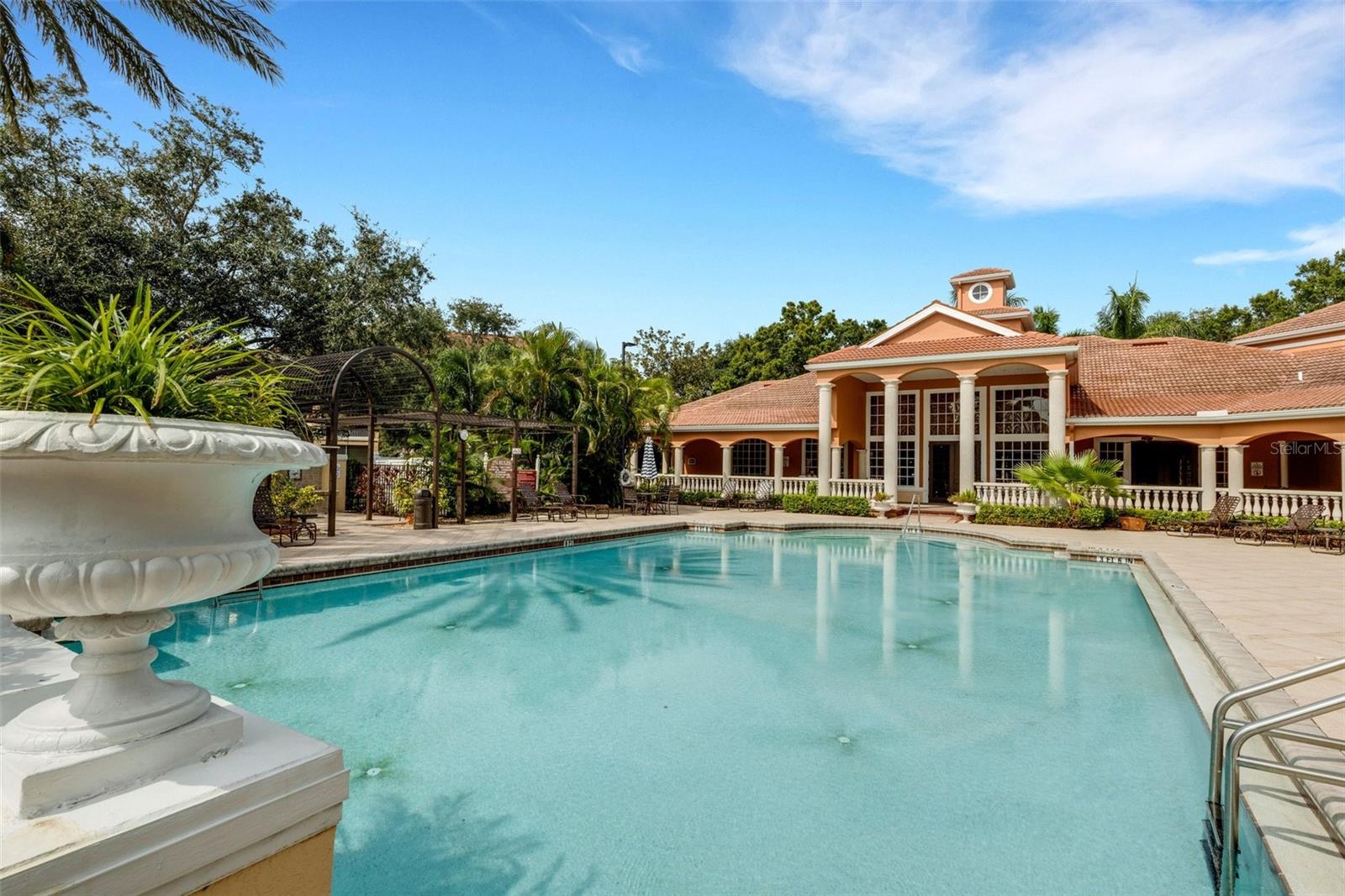 BELLA VILLINO VI - Residential