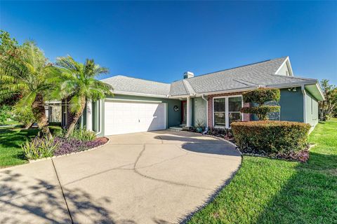 Photo of 1452 Grand Cayman Circle, Winter Haven, FL 33884 (MLS # L4950037)