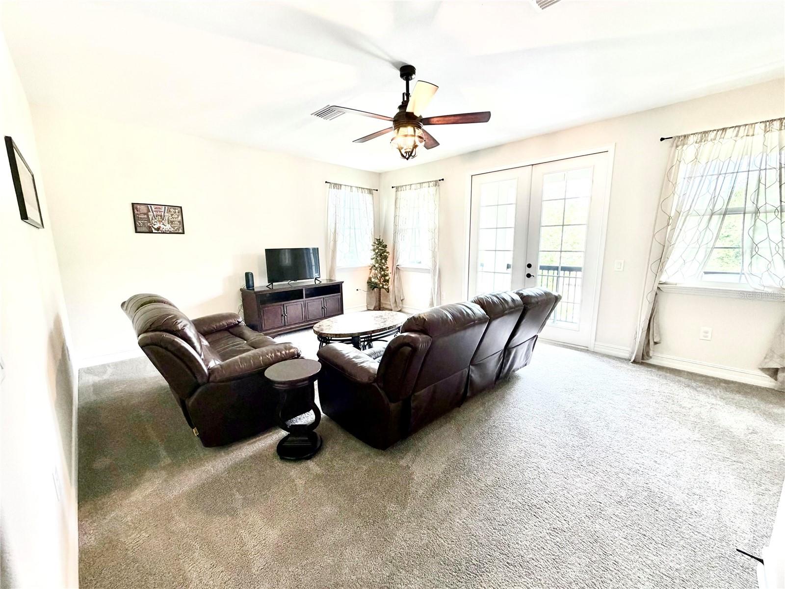 MEADOW POINTE 4 PRCL AA SOUTH M - Residential