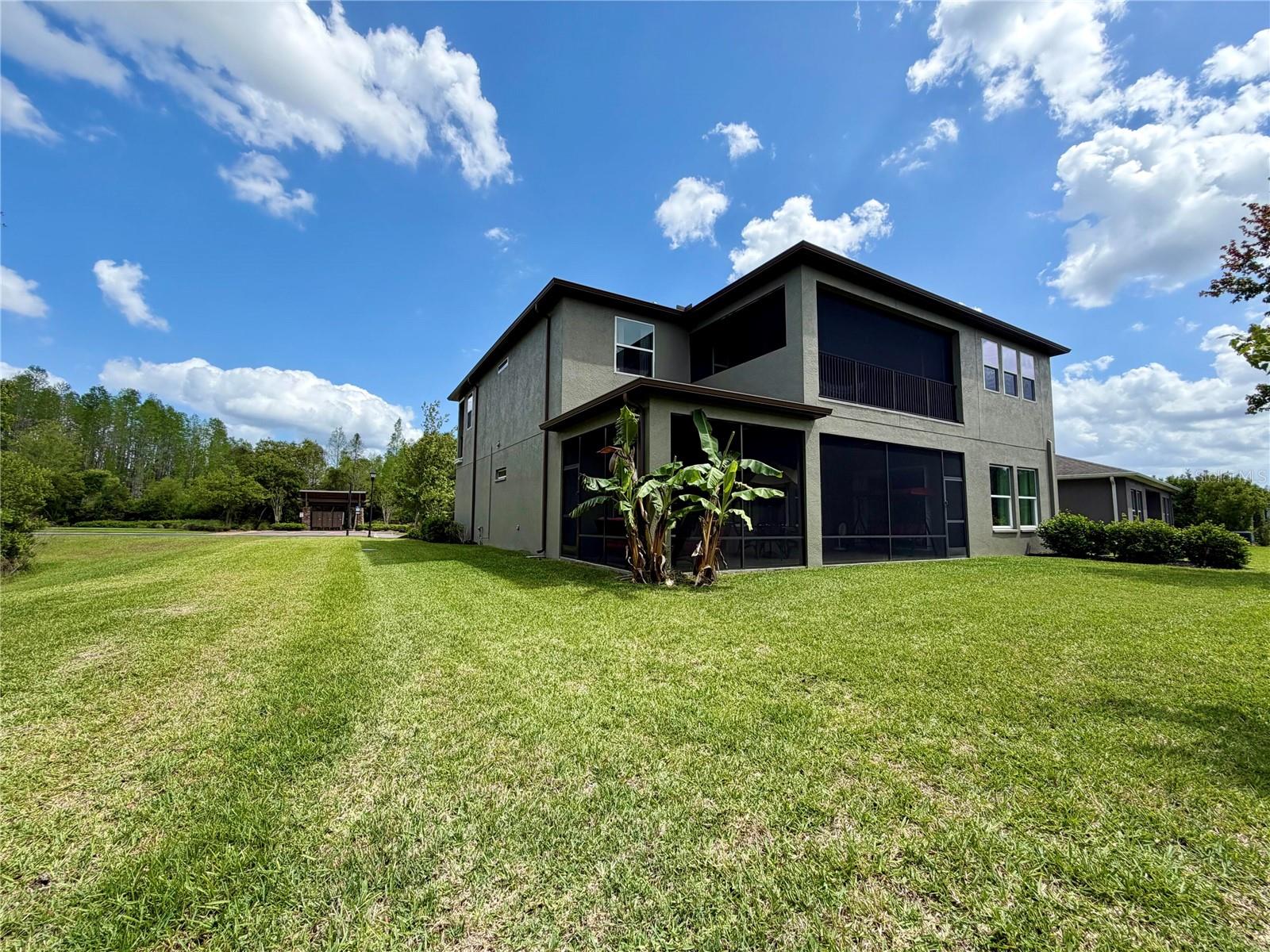 1879 WHITEWILLOW DRIVE