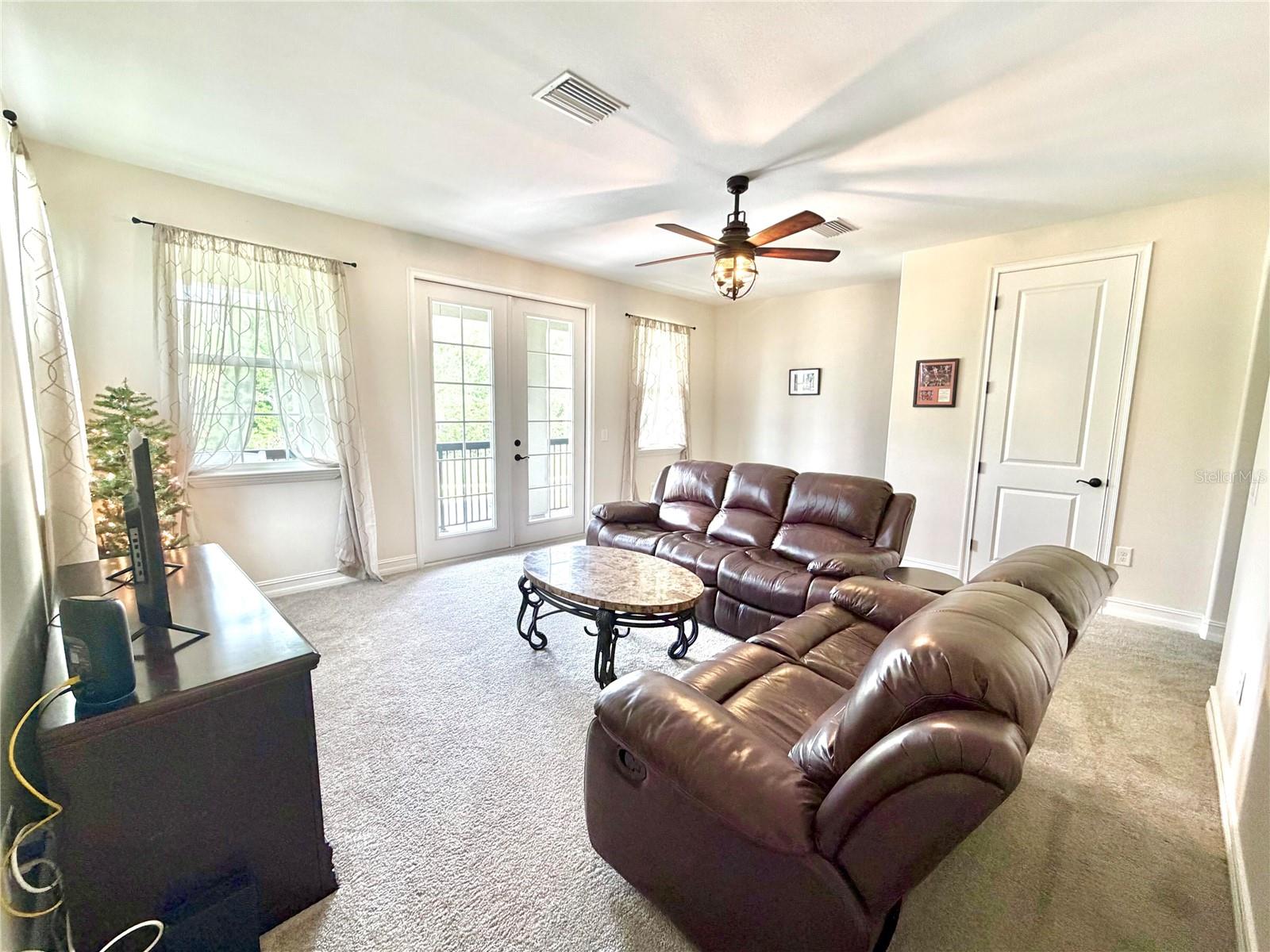 MEADOW POINTE 4 PRCL AA SOUTH M - Residential