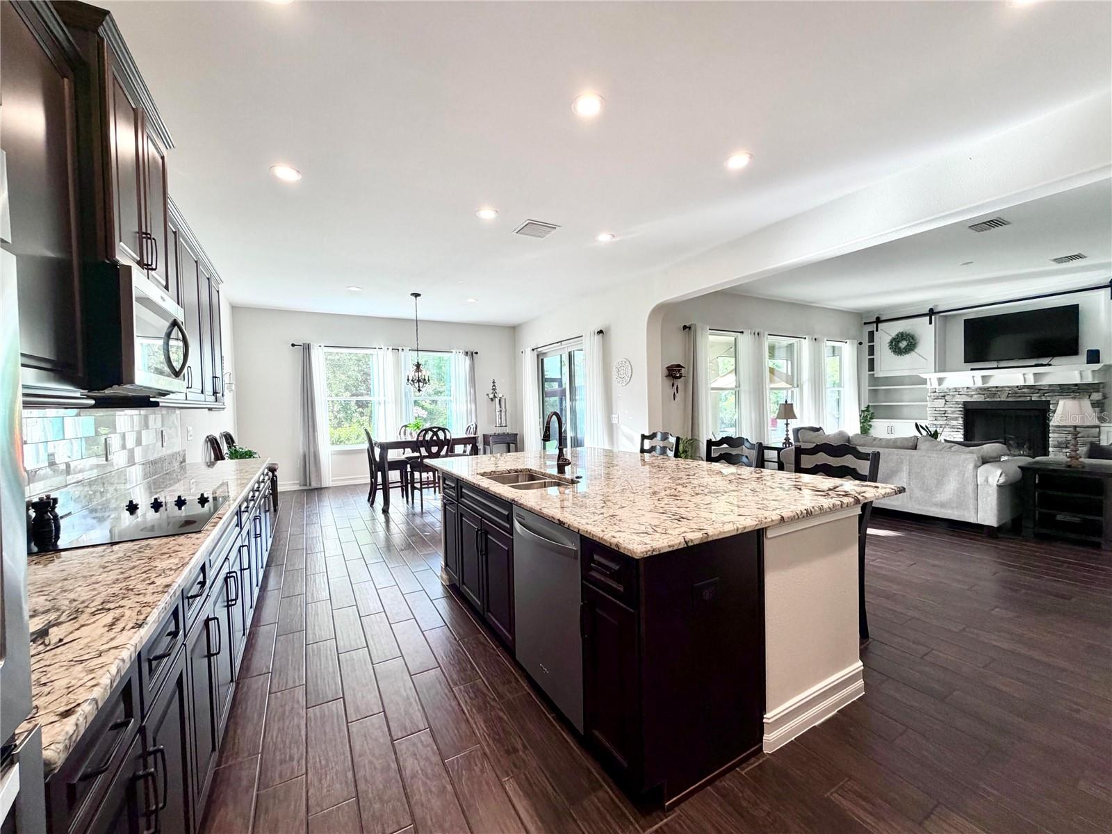 MEADOW POINTE 4 PRCL AA SOUTH M - Residential