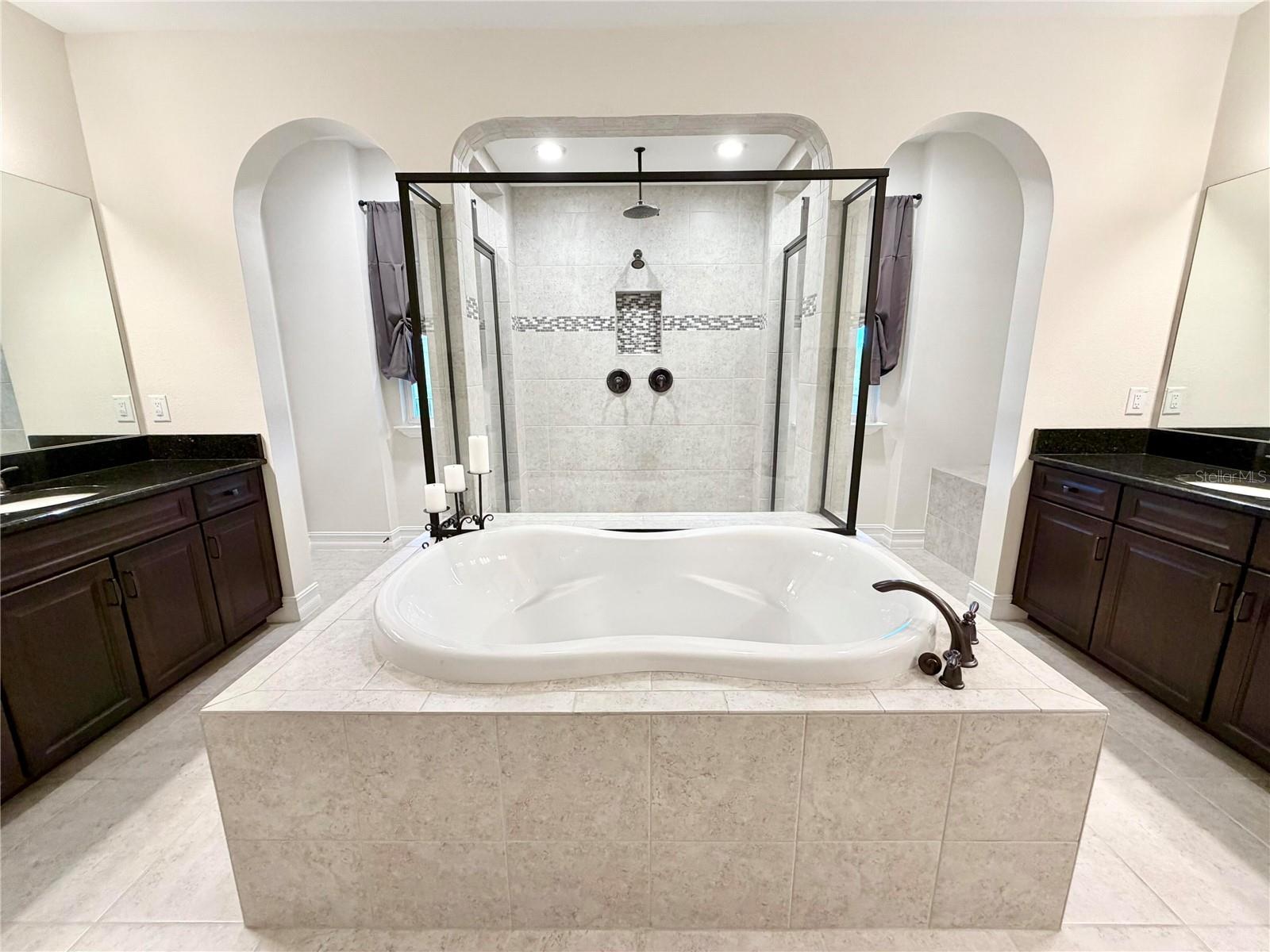 MEADOW POINTE 4 PRCL AA SOUTH M - Residential