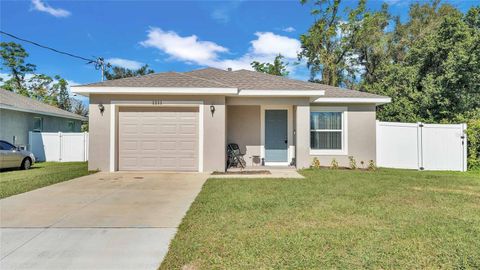 A home in LAKELAND