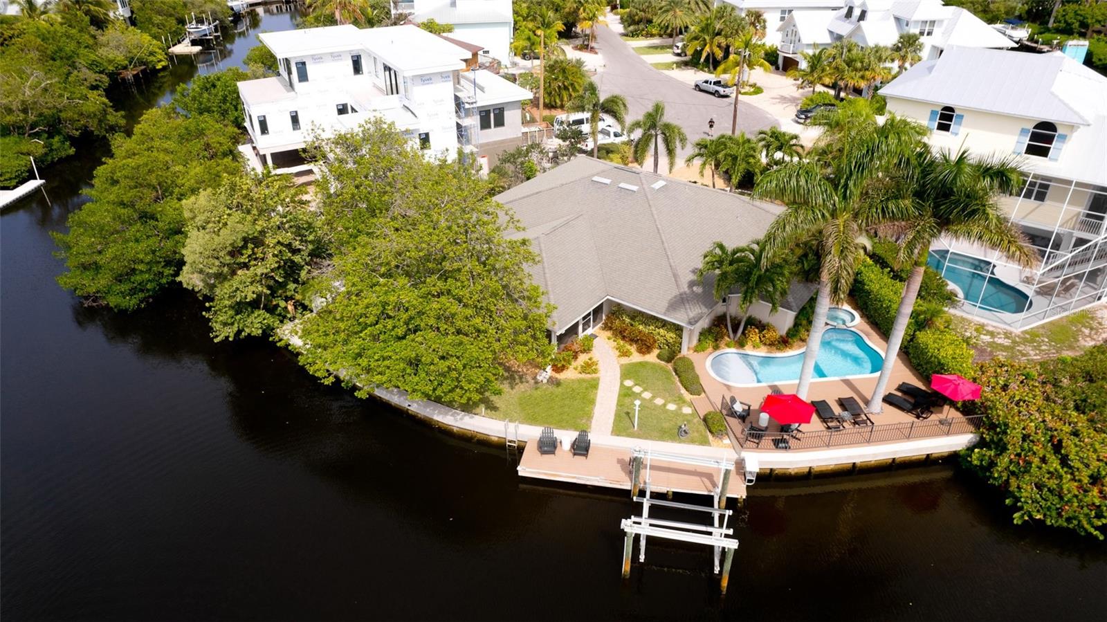 LUANA ISLES - Residential