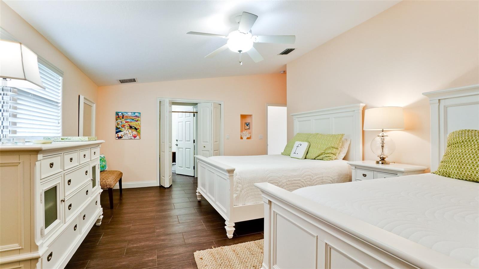 LUANA ISLES - Residential