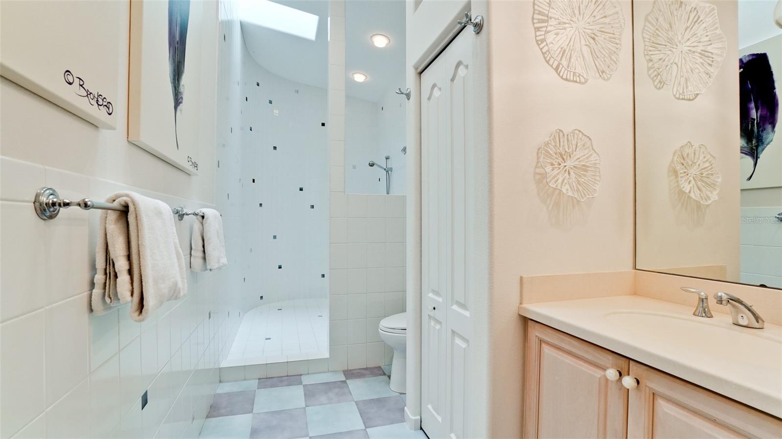 LUANA ISLES - Residential