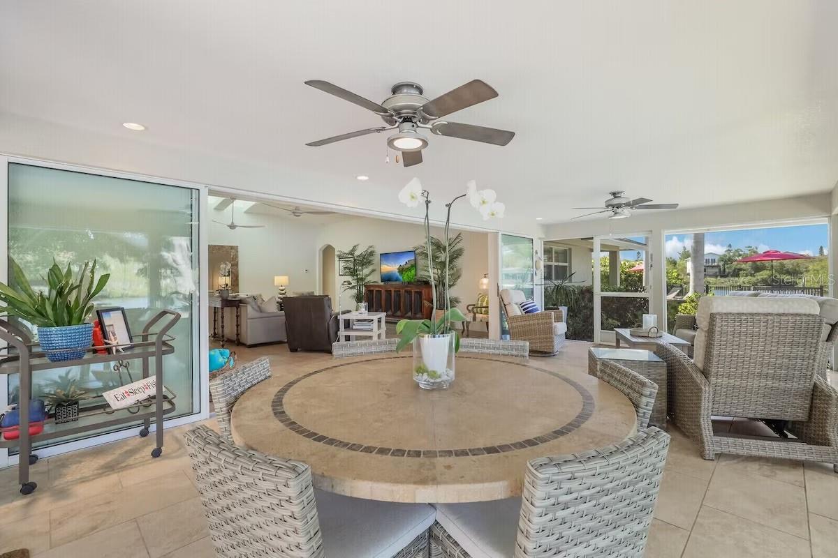 LUANA ISLES - Residential