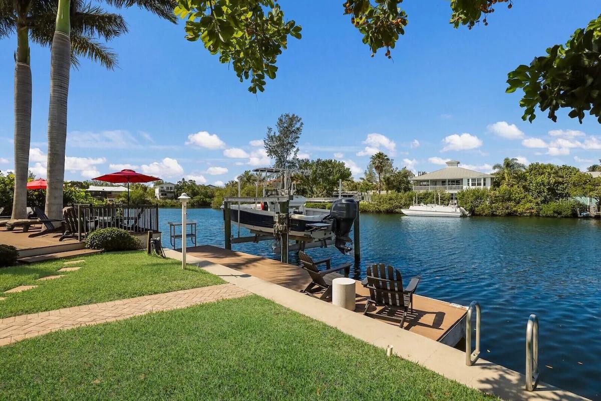 LUANA ISLES - Residential