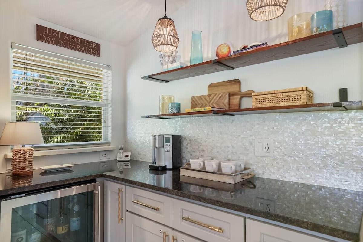 LUANA ISLES - Residential