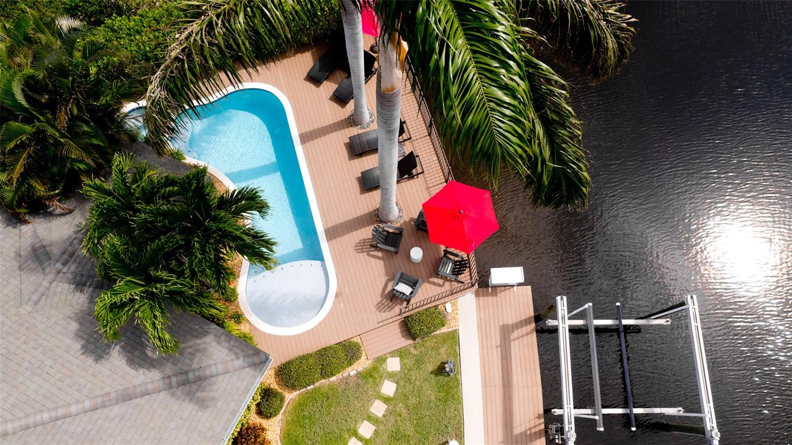 LUANA ISLES - Residential