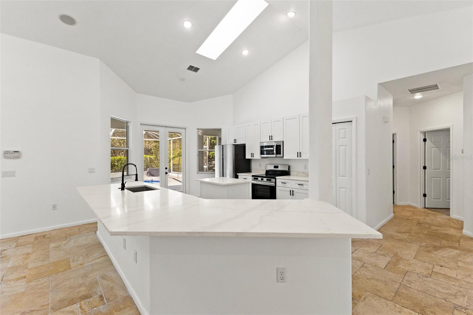 FAIRVIEW ESTATES - Residential