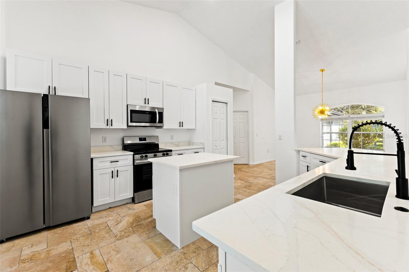 FAIRVIEW ESTATES - Residential