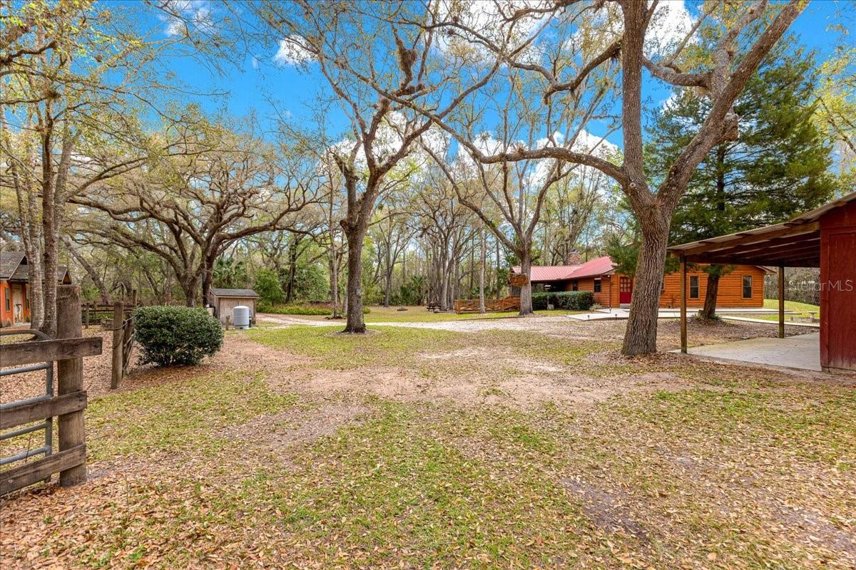 BLACK SINK PRAIRIE CAMPSITES - Residential