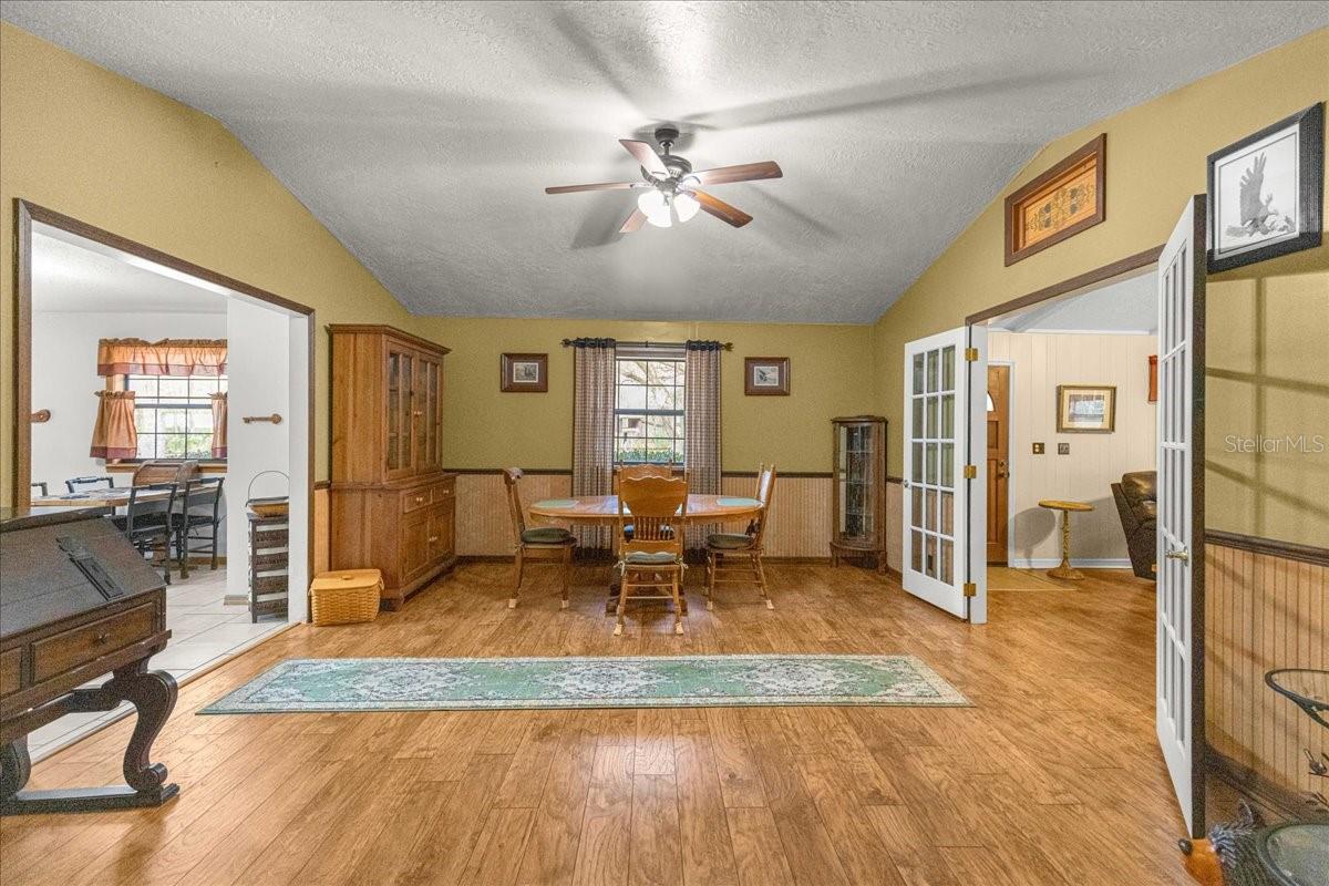 BLACK SINK PRAIRIE CAMPSITES - Residential