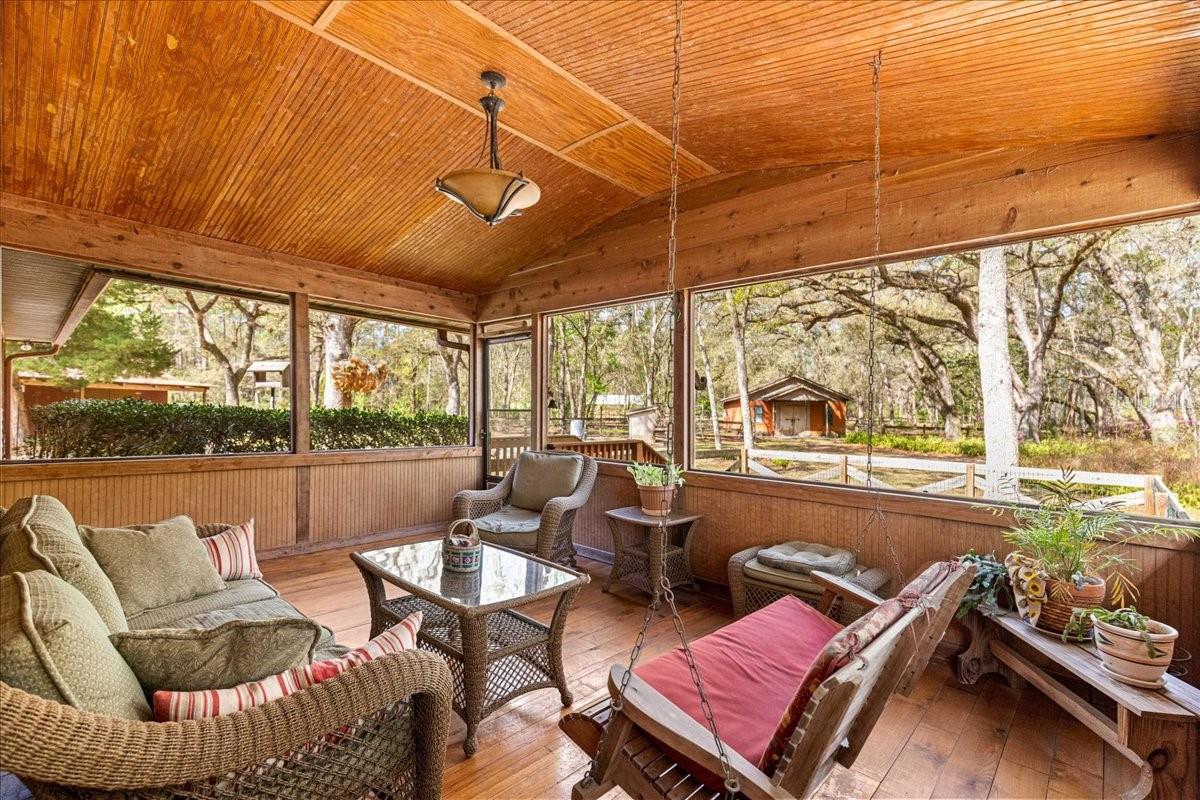 BLACK SINK PRAIRIE CAMPSITES - Residential