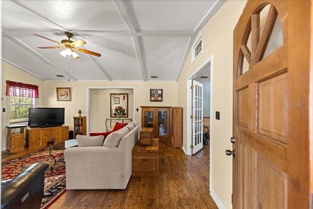 BLACK SINK PRAIRIE CAMPSITES - Residential