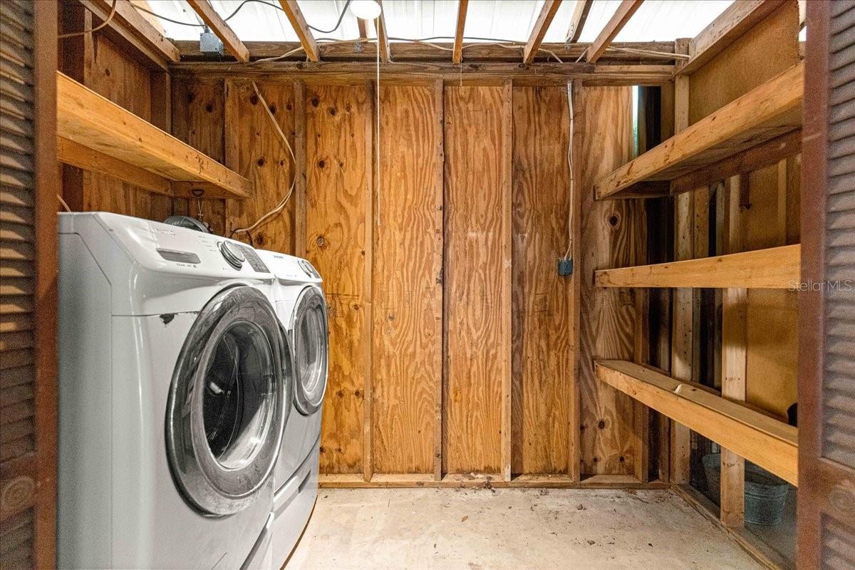 BLACK SINK PRAIRIE CAMPSITES - Residential