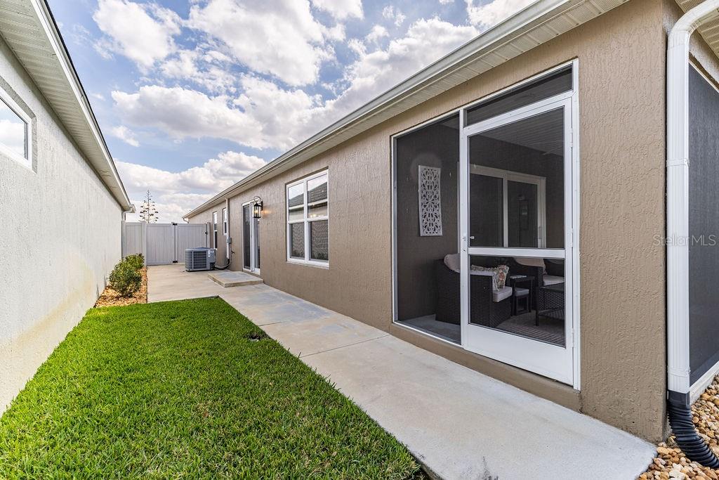 VILLAGES/SOUTHERN OAKS UN #128 - Residential