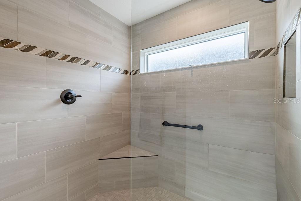 VILLAGES/SOUTHERN OAKS UN #128 - Residential