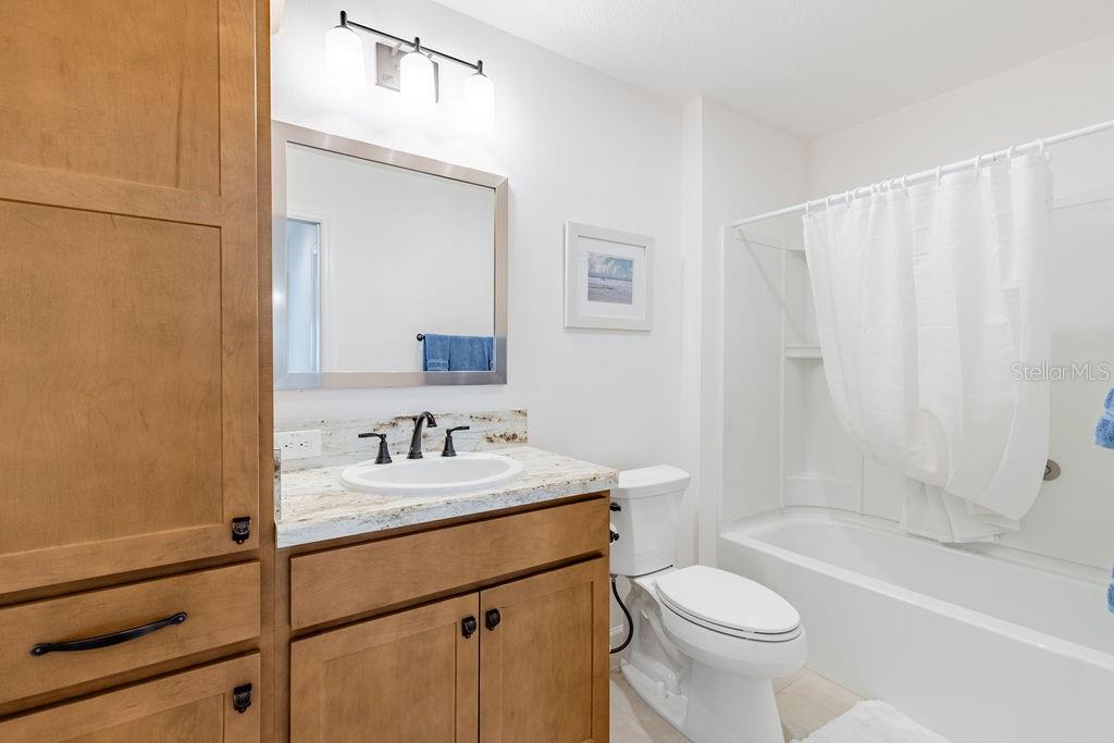 VILLAGES/SOUTHERN OAKS UN #128 - Residential