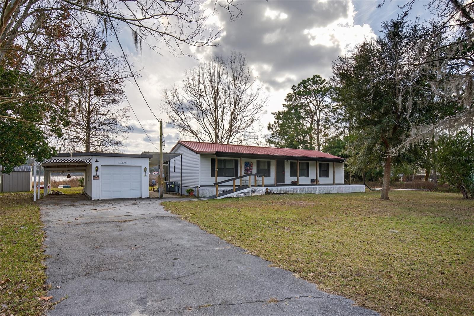 LAKE LYNNE - Residential