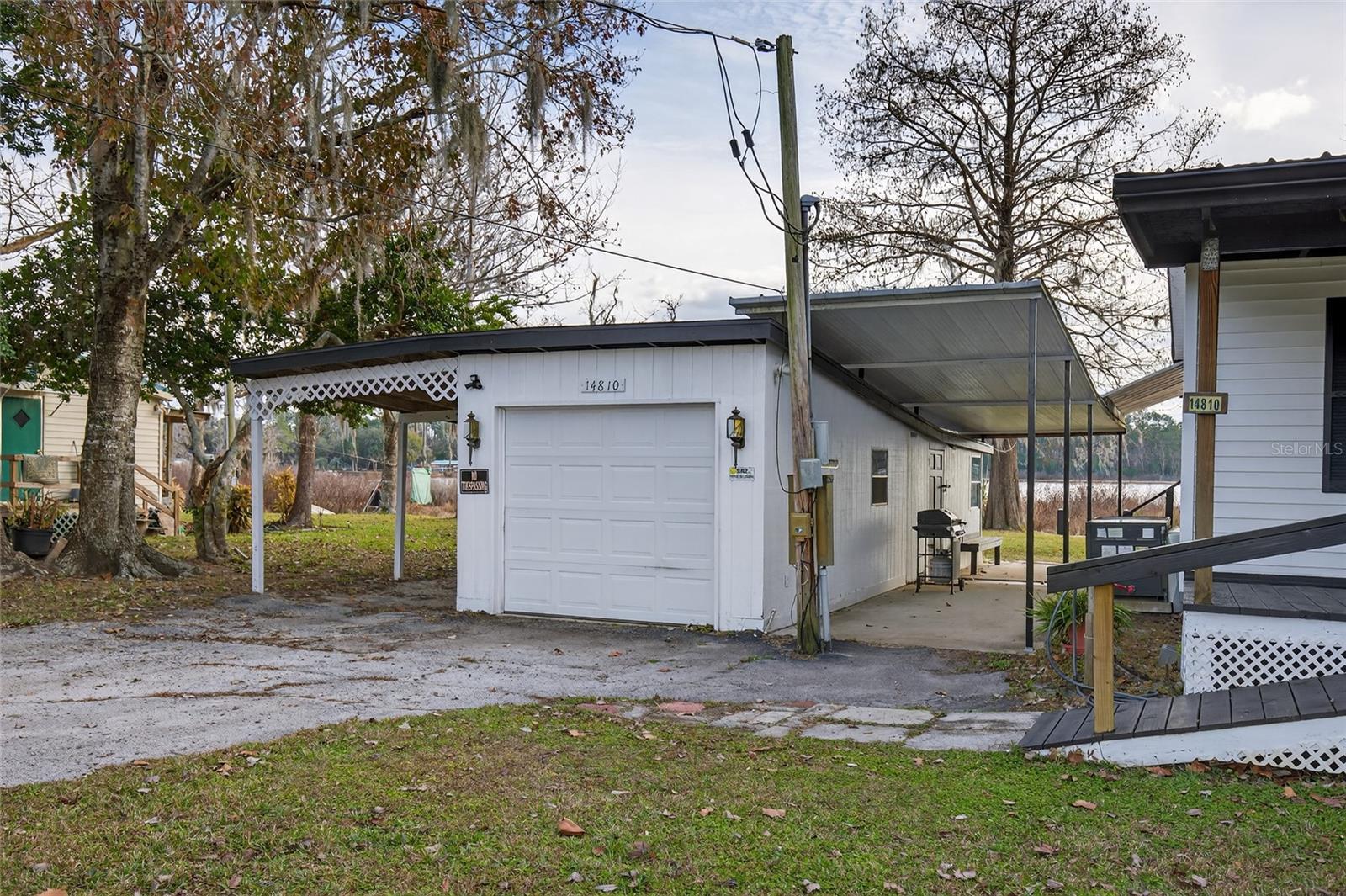 LAKE LYNNE - Residential