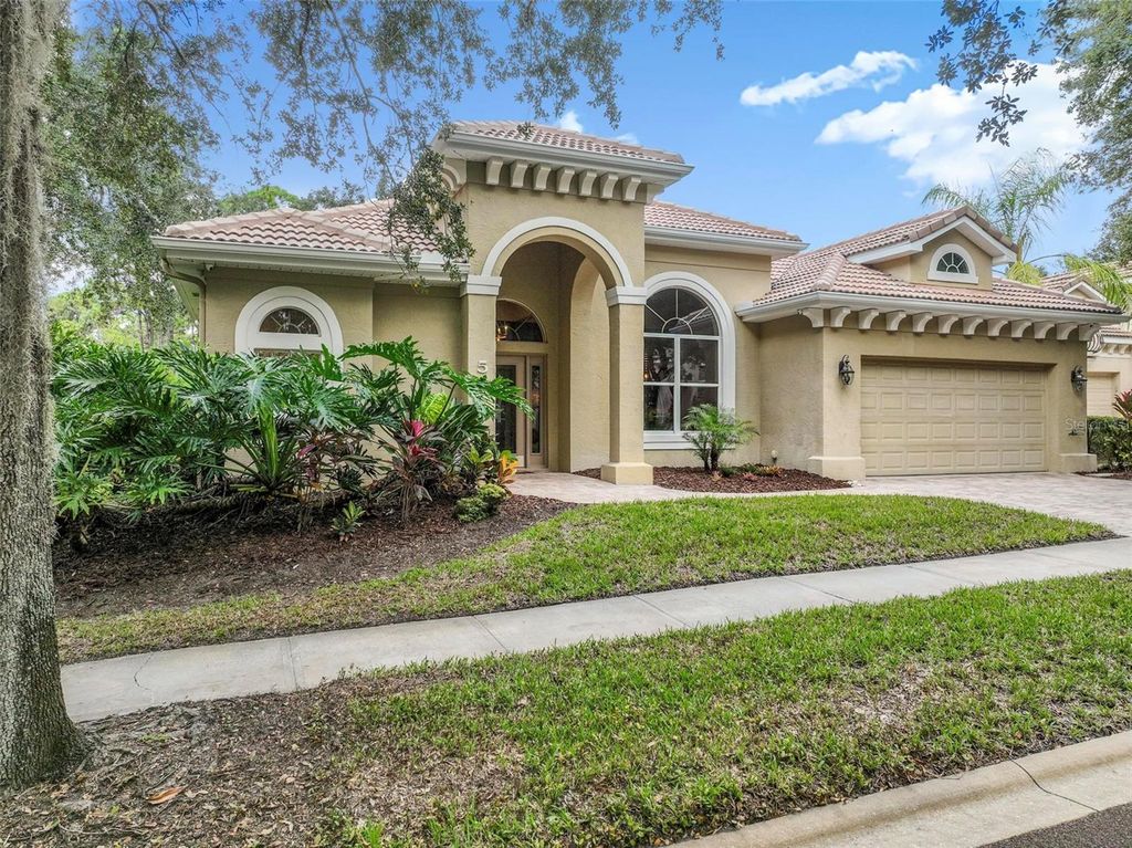 Photo of 5 Village View Drive, Palm Coast, FL 32137 (MLS # FC313061)