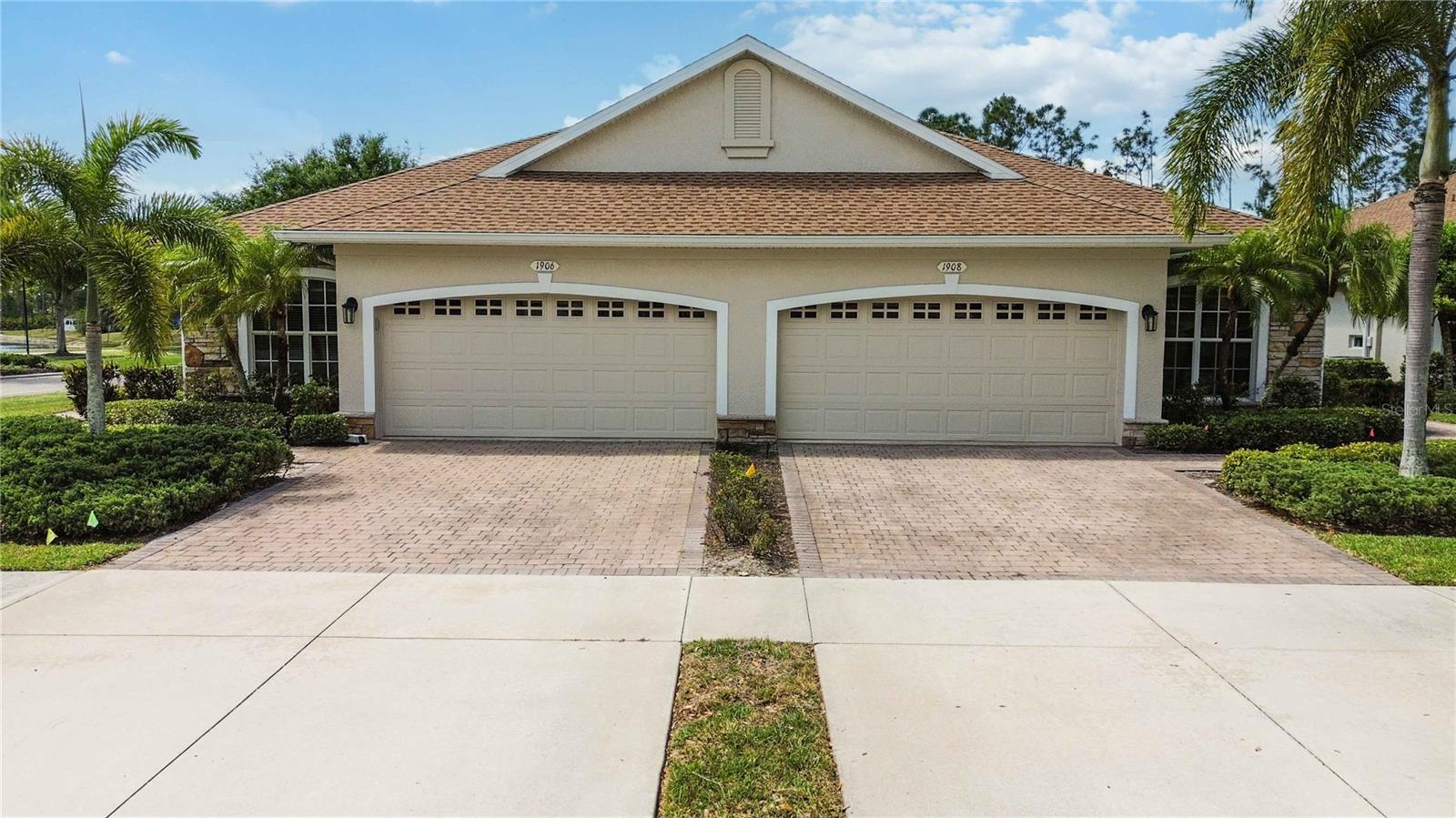 LAKESIDE PLANTATION - Residential