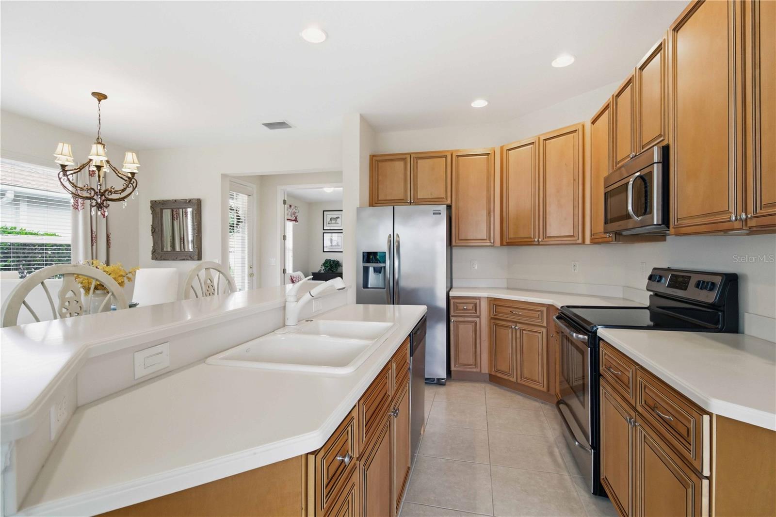 LAKESIDE PLANTATION - Residential