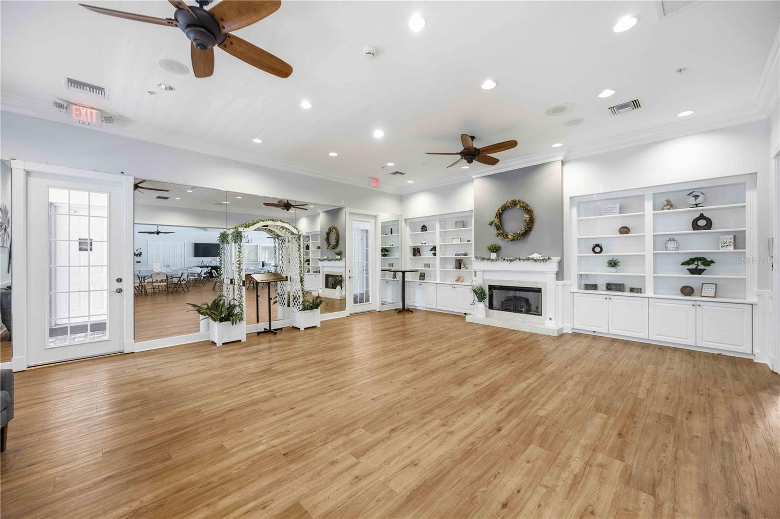 LAKESIDE PLANTATION - Residential
