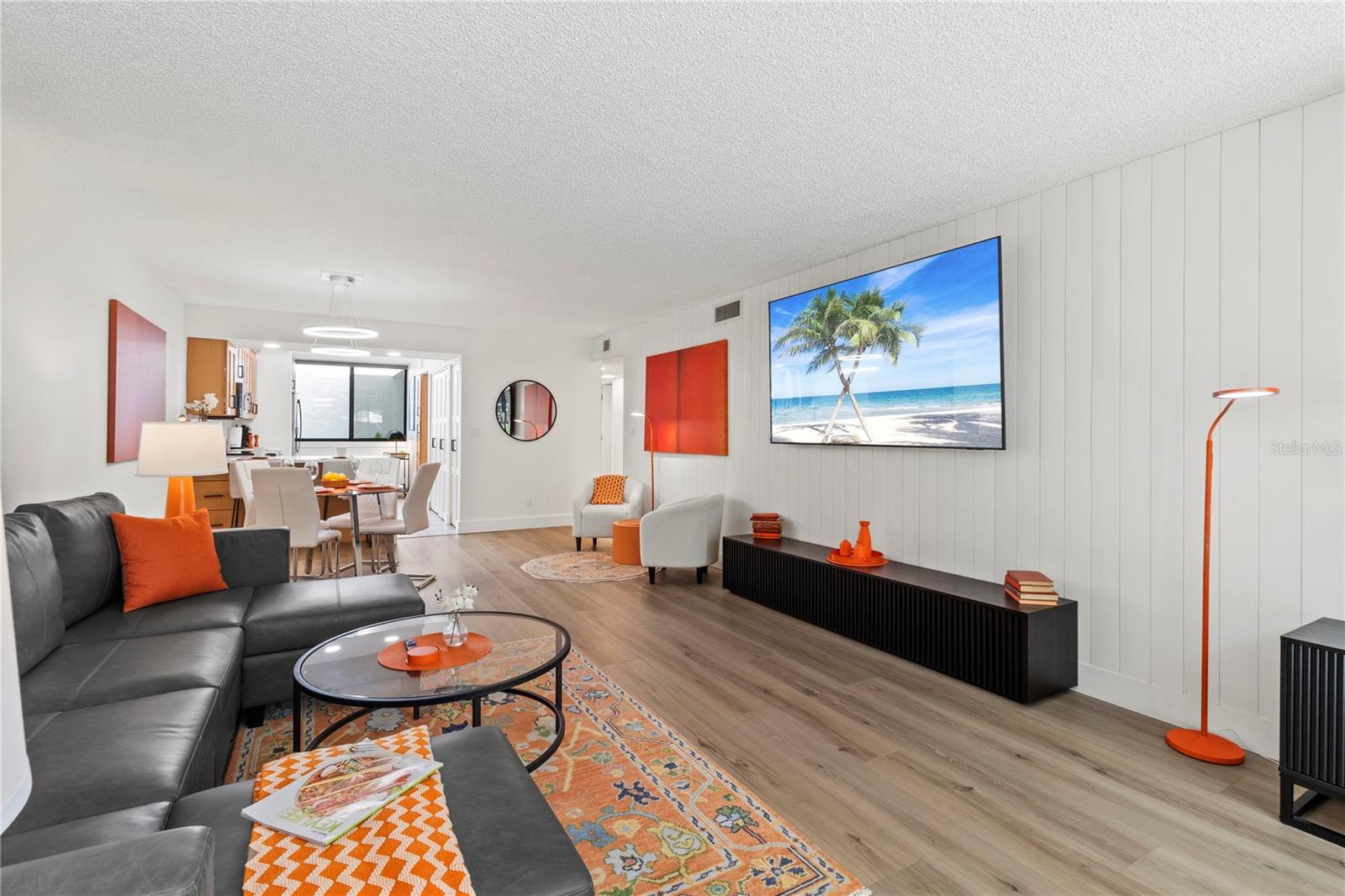 BAYPORT BCH & TEN PH E - Residential