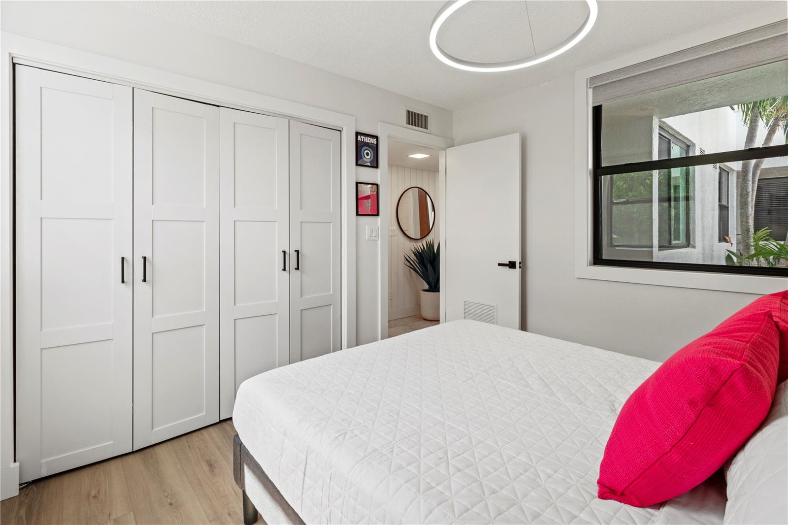 BAYPORT BCH & TEN PH E - Residential