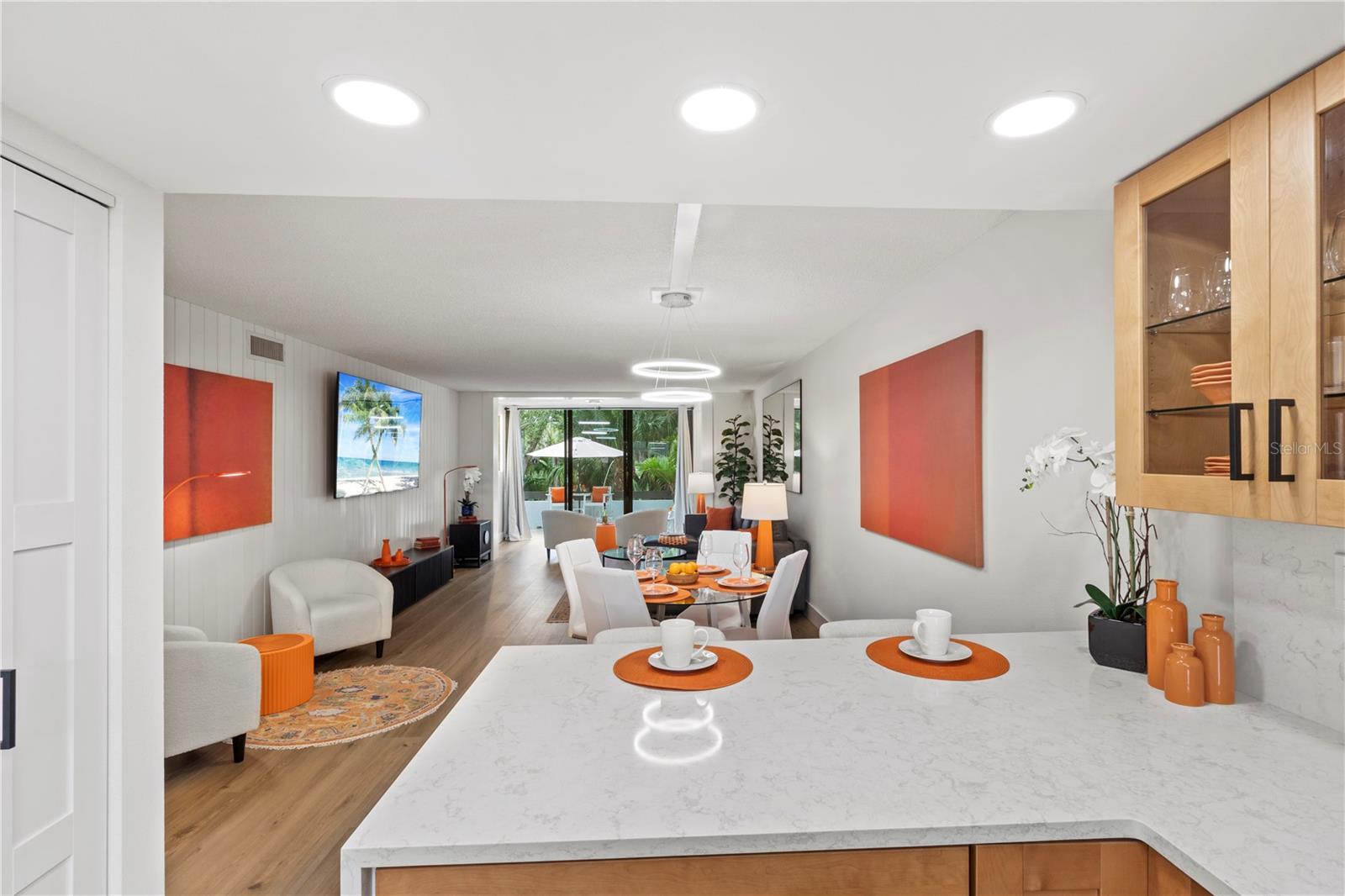 BAYPORT BCH & TEN PH E - Residential