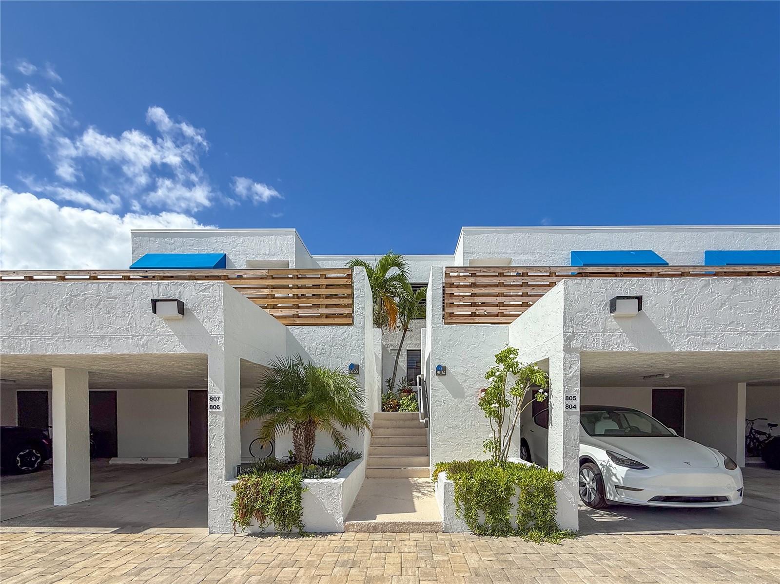 BAYPORT BCH & TEN PH E - Residential