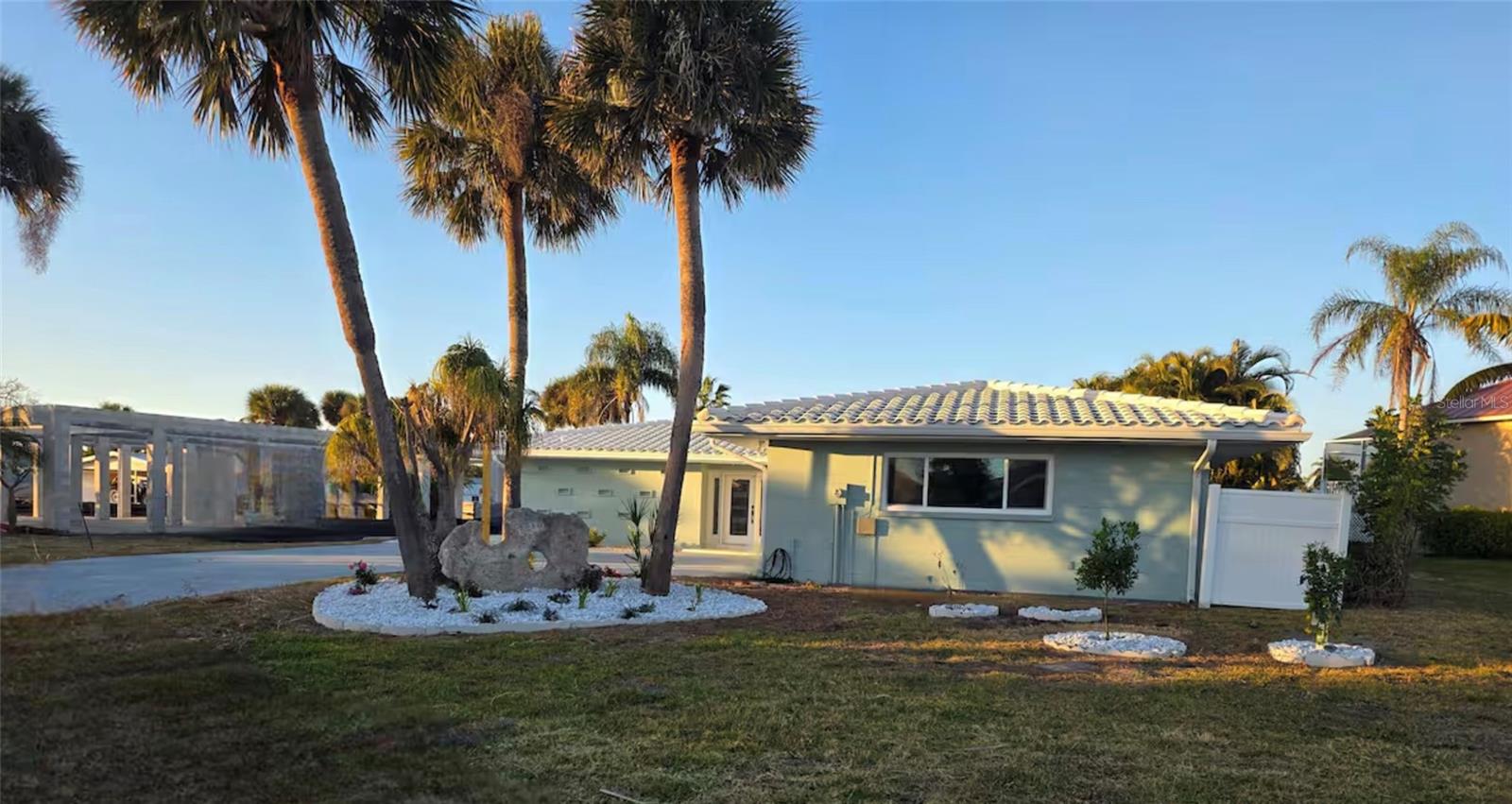 212 BAHIA VISTA DRIVE