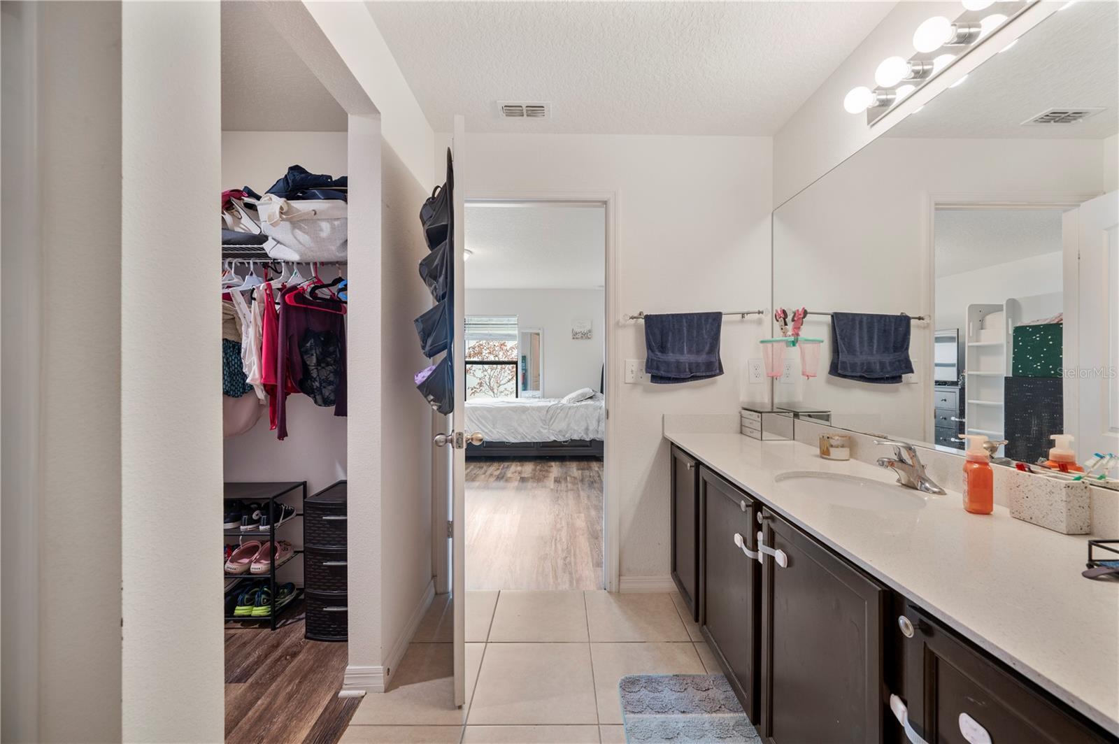 VILLAGES/BRIDGEWATER VILLAGE 3 - Residential