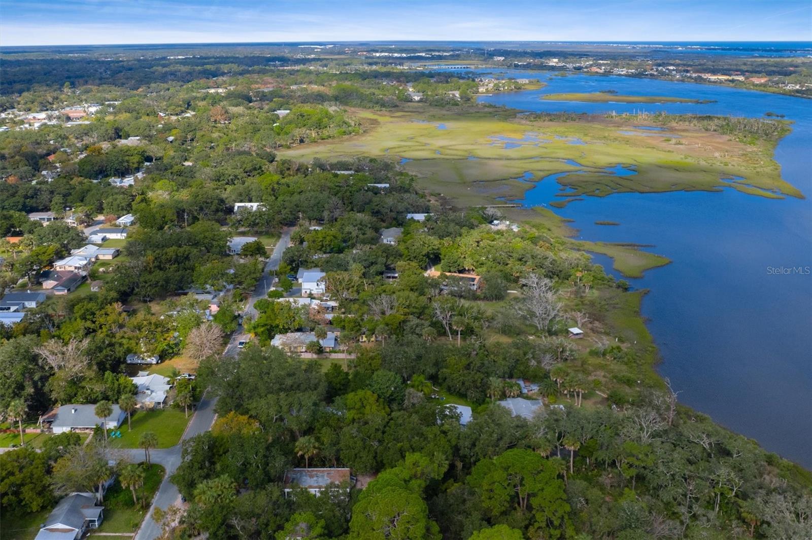 RAVENSWOOD SUB - Land