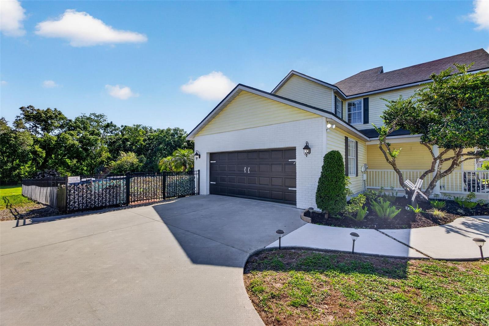 FOXBROOK PH II - Residential