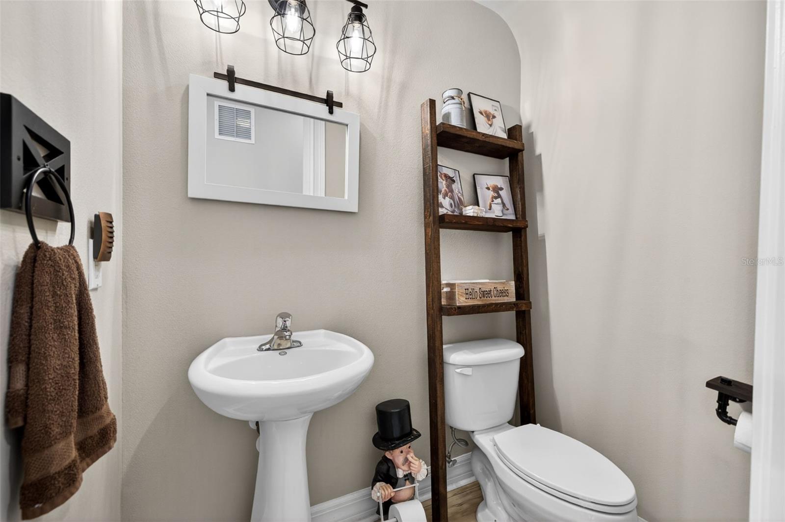 FOXBROOK PH II - Residential