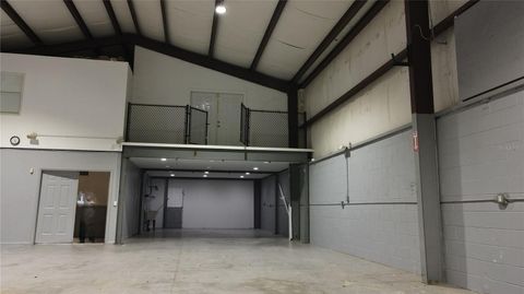 Tiny photo for 3710 NE 47th Place, Ocala, FL 34479 (MLS # OM711894)